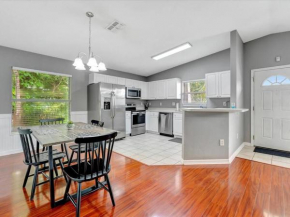 10min to Downtown 3BD 2 FullBath